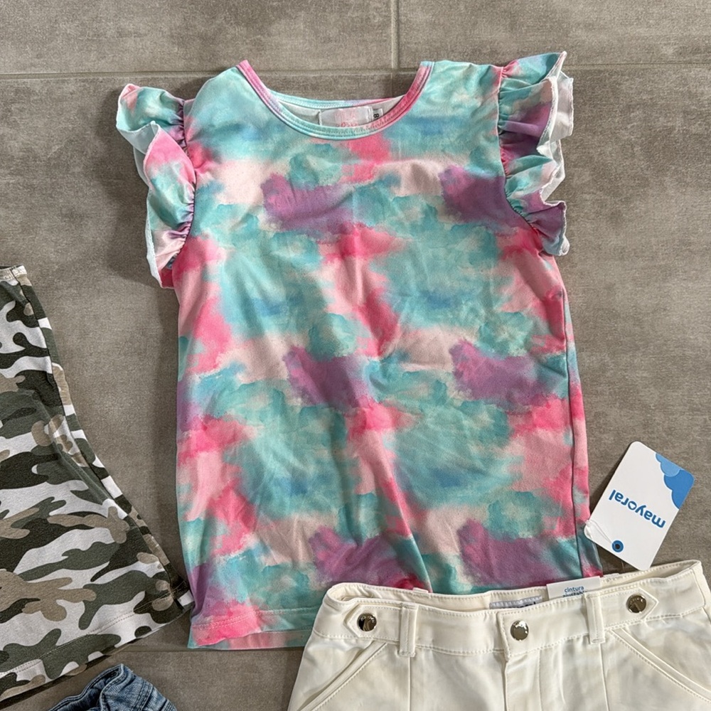 8 Piece Girl's Size 7-8 Mix & Match Tops, Shorts, Dress Bundle - Gently Worn - Picture 13 of 16